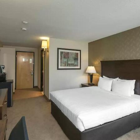 Prestige Riverside Lodge קווסנל מראה חיצוני תמונה