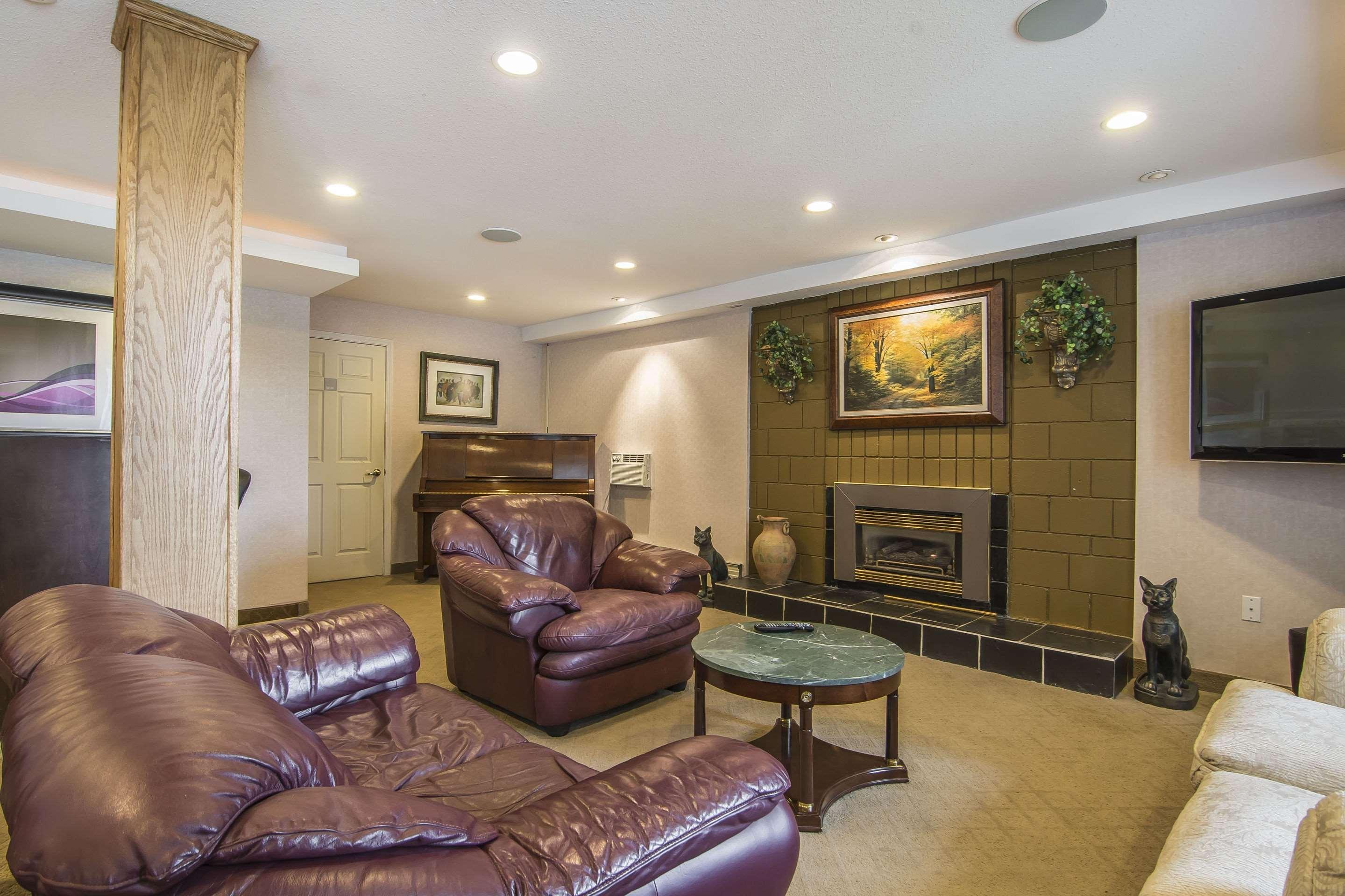 Prestige Riverside Lodge קווסנל מראה חיצוני תמונה