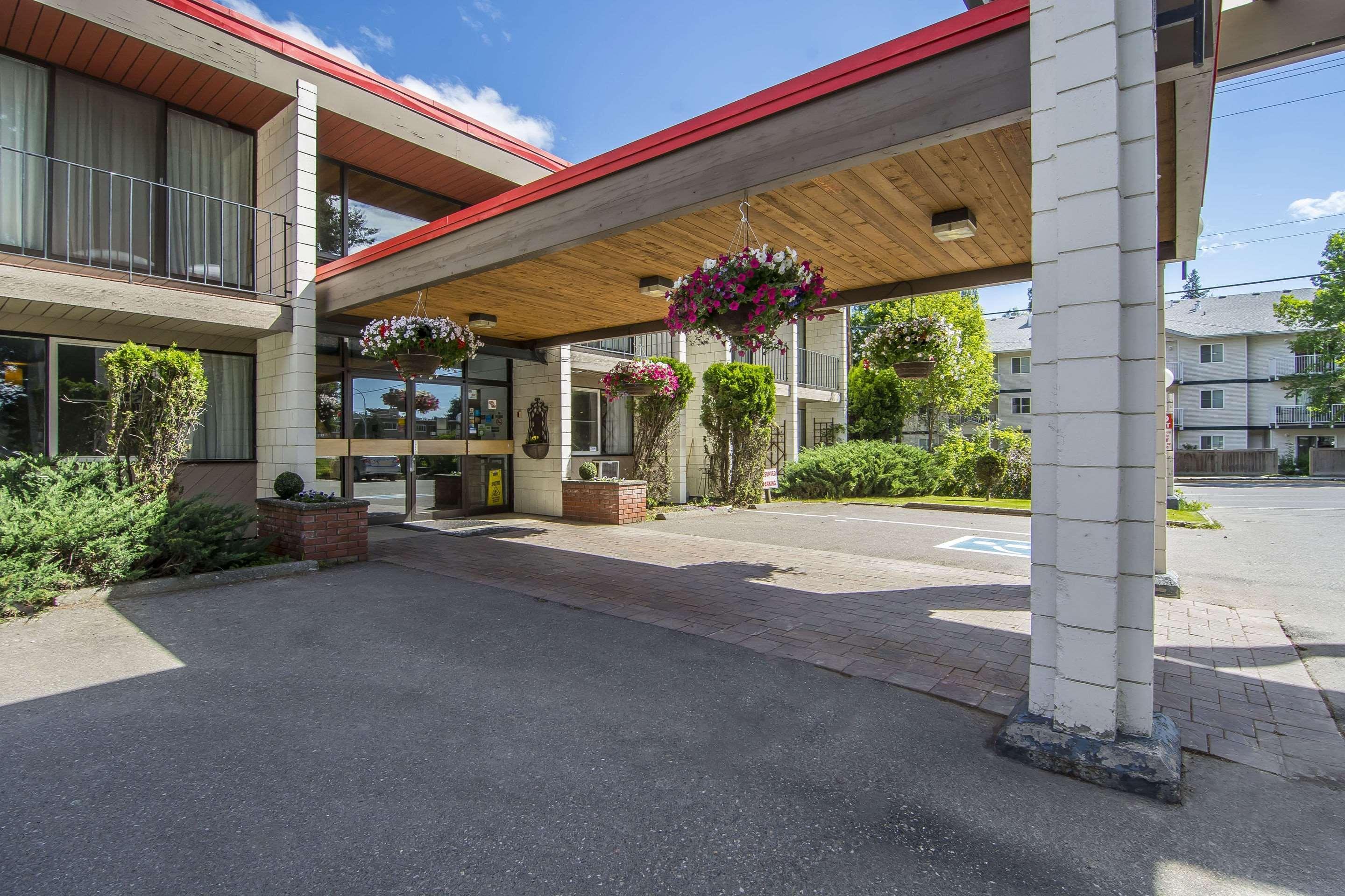 Prestige Riverside Lodge קווסנל מראה חיצוני תמונה