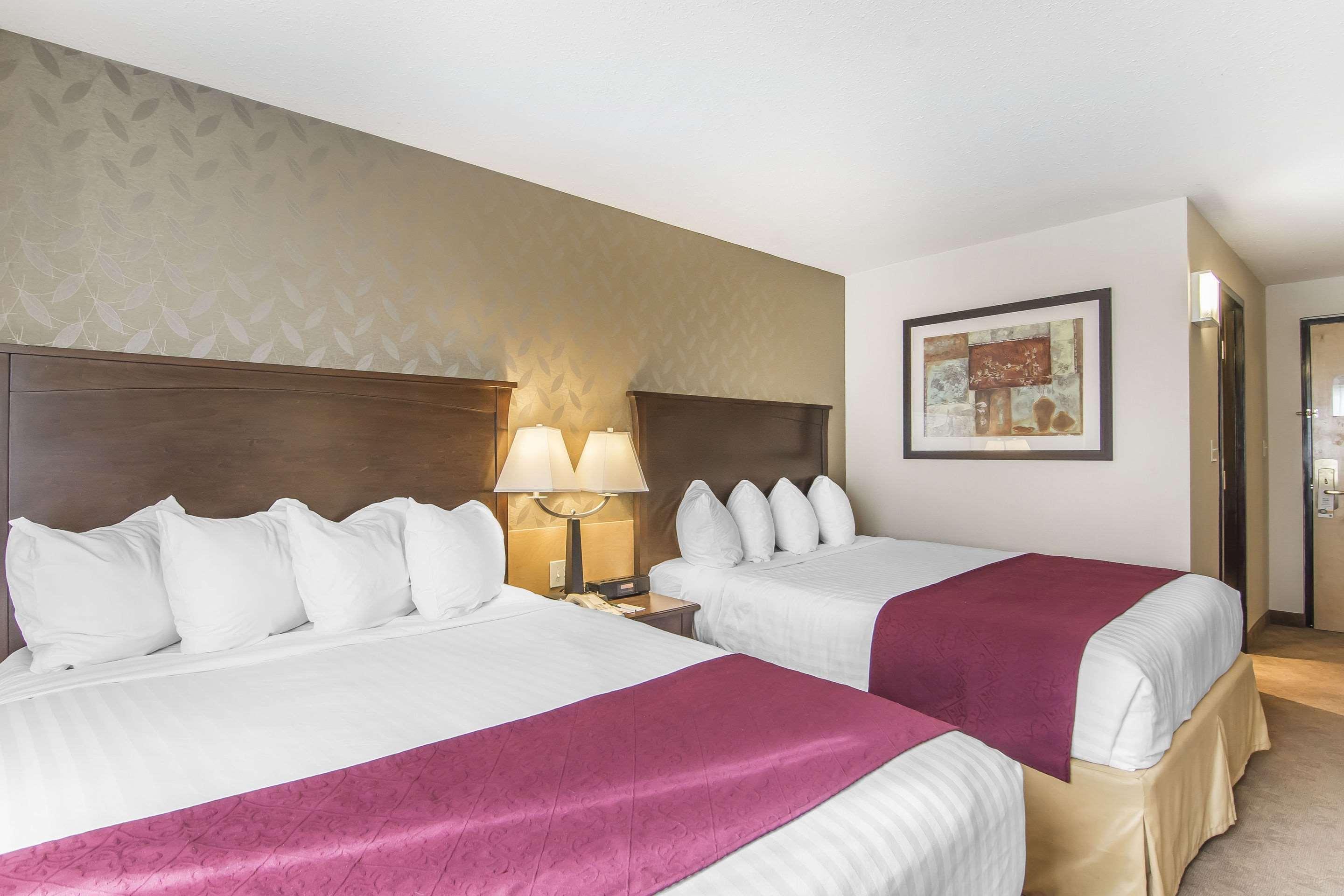Prestige Riverside Lodge קווסנל מראה חיצוני תמונה